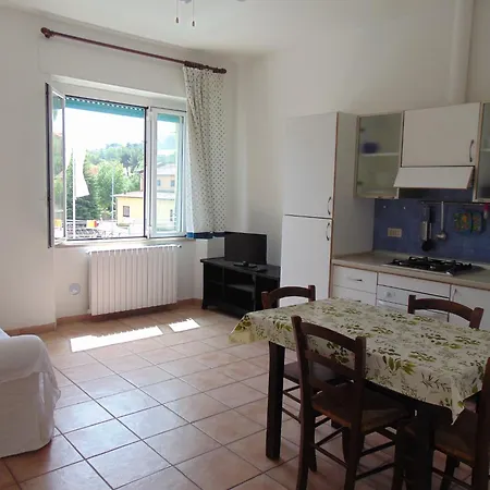 S241 - Sirolo, Bilocale Completamente Ristrutturato Apartament *