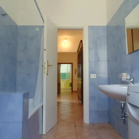 Apartment S241 - Sirolo, Bilocale Completamente Ristrutturato