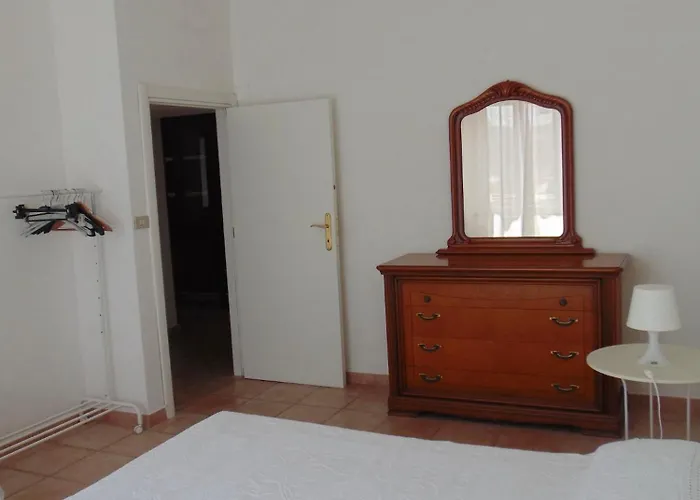 Appartamento S241 - Sirolo, Bilocale Completamente Ristrutturato *